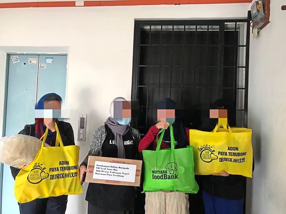Food aid for factory workers under home quarantine