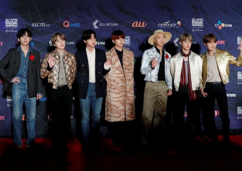BTS member Suga goes for surgery to repair shoulder injury