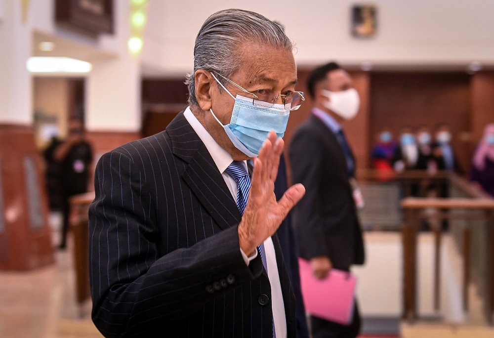 Why call for Emergency when Putrajaya has enough power to curb Covid-19? Dr Mahathir asks