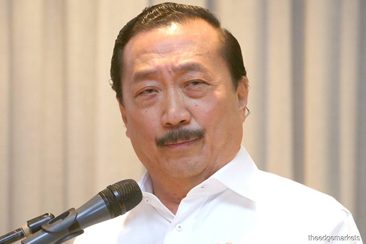 Vincent Tan redesignated as Berjaya Corp non-executive chairman, son Robin to relinquish executive role, confirming The Edge report