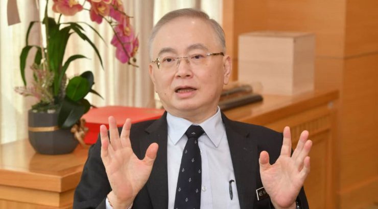 魏家祥挑战陆兆福 国会外重复指控