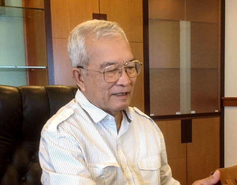 Ex-minister Mokhtar Hashim dies