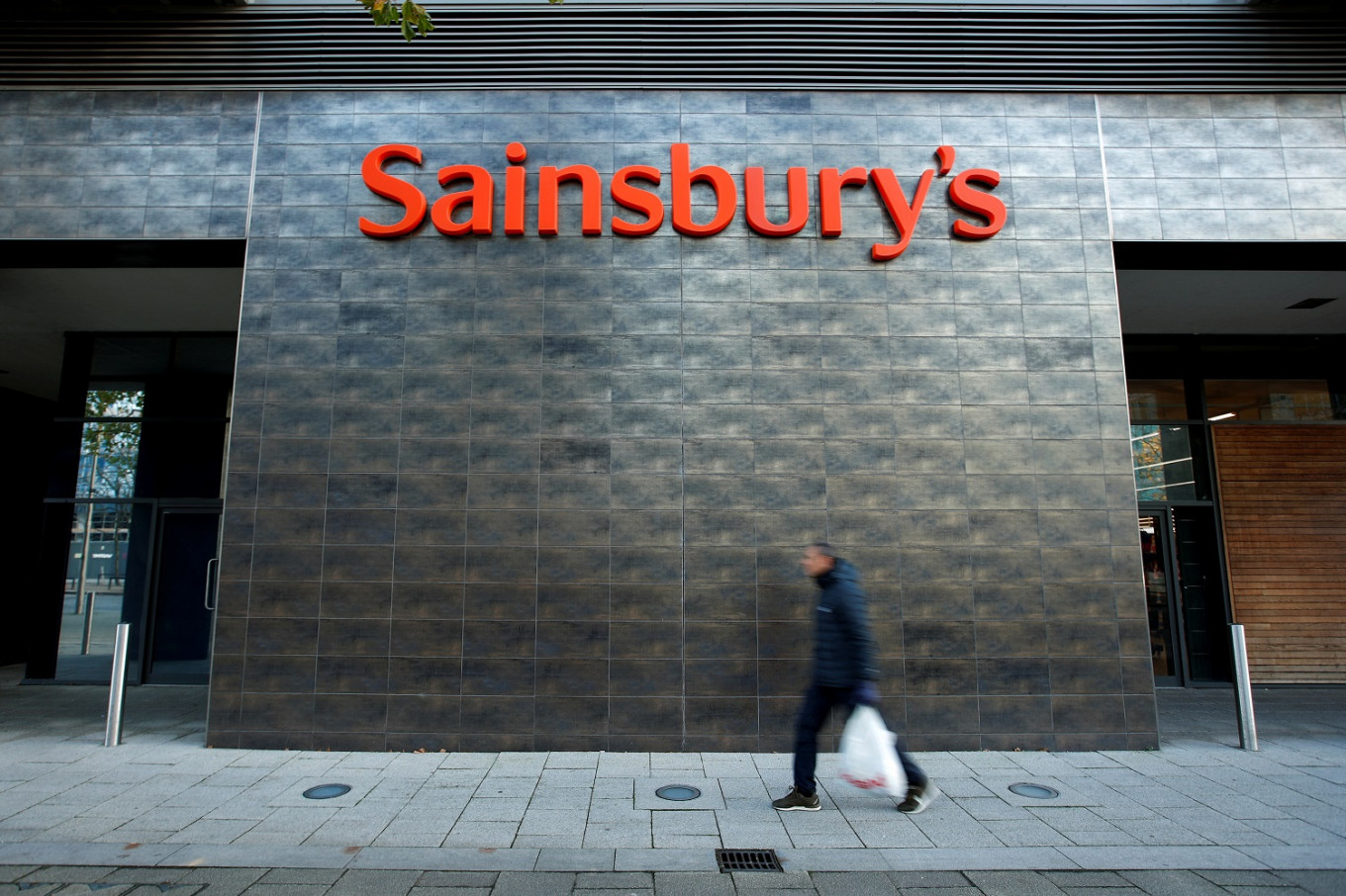 White fragility? UK supermarket advert sparks online racism row