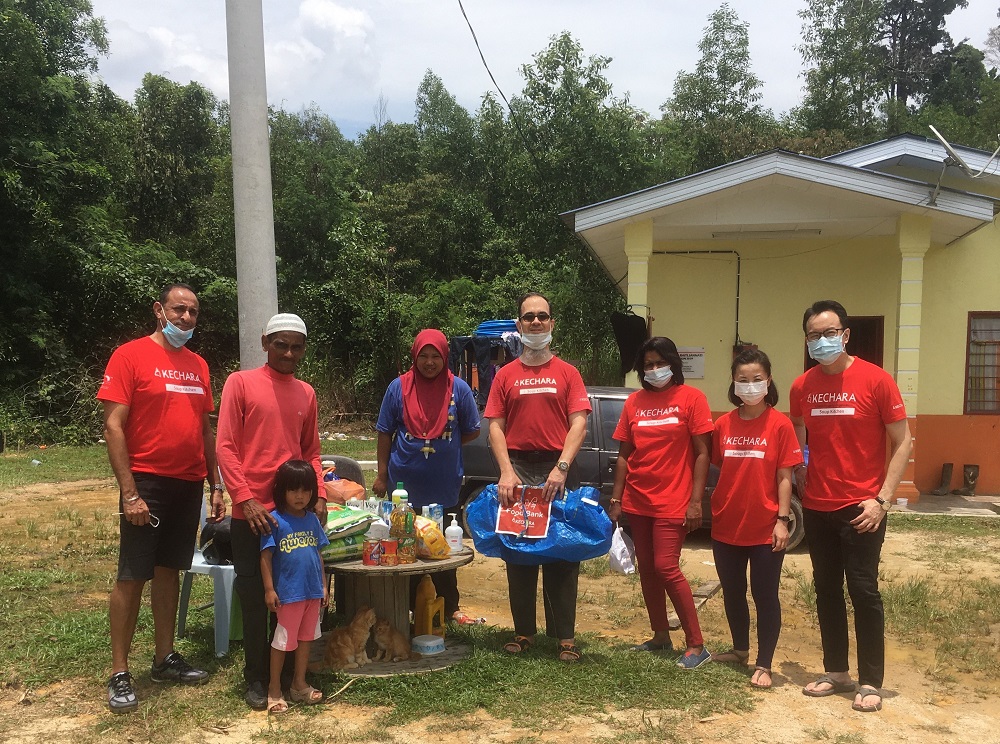 Negri Sembilan’s Kechara Soup Kitchen provides food for the poor including the Orang Asli