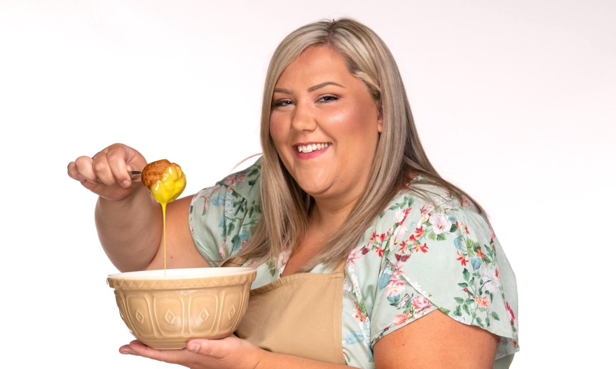 Great British Bake Off's Laura hits back at critics: 'It's not my fault' 