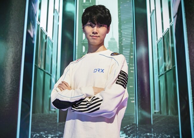 League of Legends: [Official] HLE announces the acquisition of the former DRX mid laner, Chovy