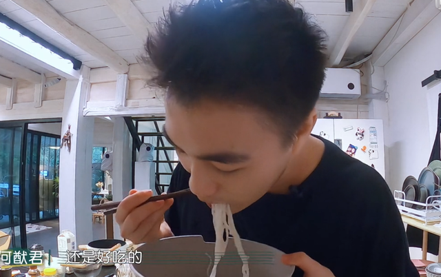 何猷君做错事狡辩暴露少爷脾气，奚梦瑶也忍不住回击，反应太真实
