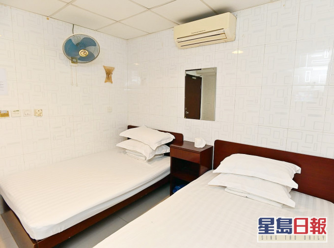 借酒店宾馆作过渡屋 工会忧间接造成房务员失业裁员潮