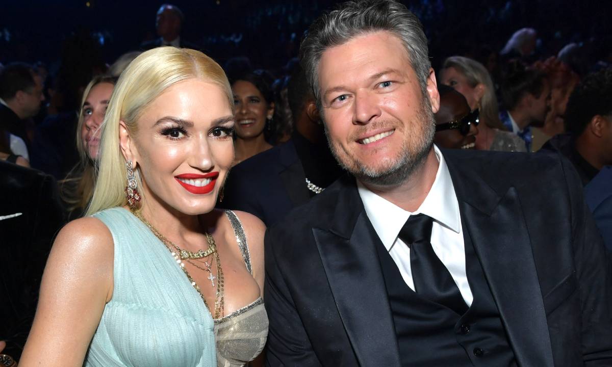 Gwen Stefani channels Marilyn Monroe in adorable video with Blake Shelton