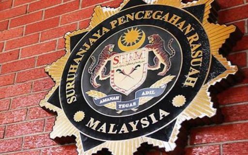 Syndicate involved in issuing of certs to contractors busted, four nabbed