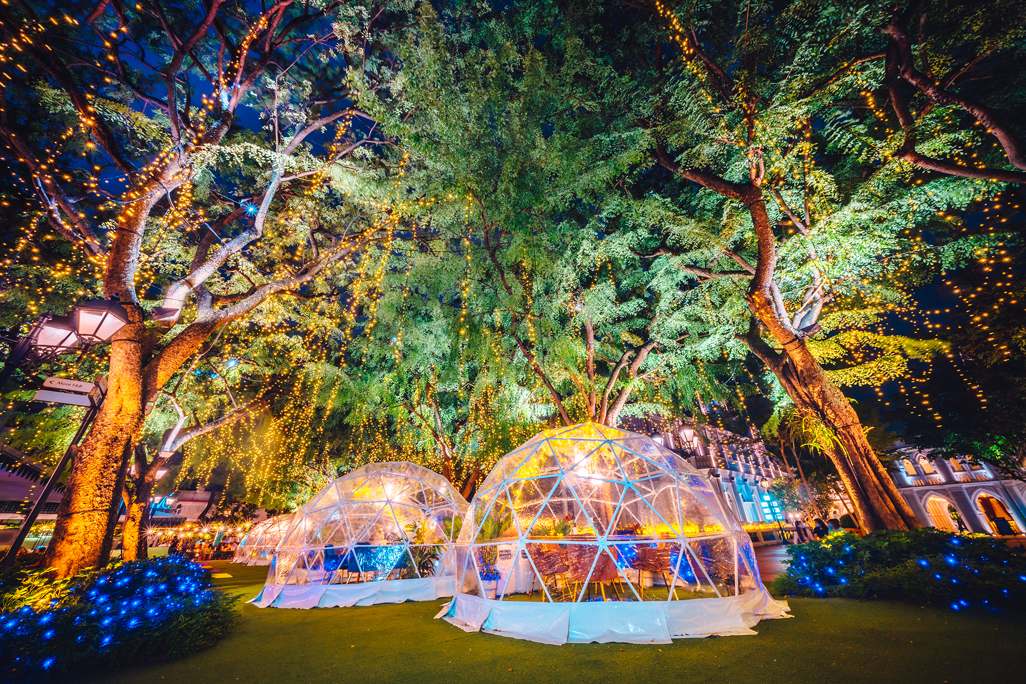 Now you can dine under the stars in igloo-like bubble domes at Capitol Singapore and Chijmes this Christmas season