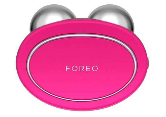 Microcurrent facial: at home tools for toned and firm skin