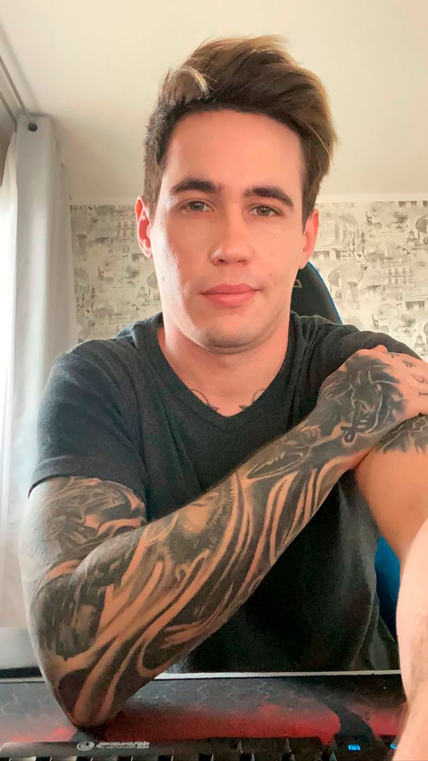 YouTuber arrested after pregnant girlfriend, 28, in underwear 'dies during live stream'