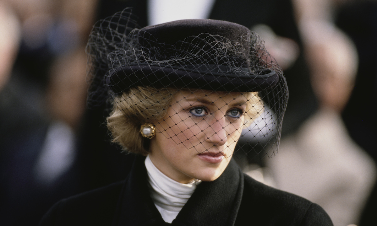 Why Princess Diana stopped wearing her daring blue eyeliner