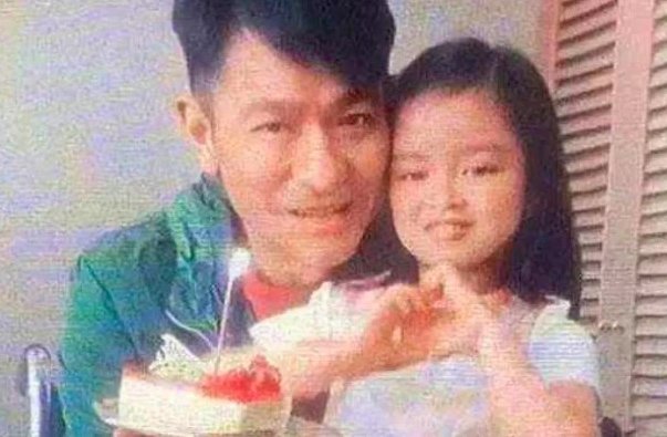 Andy Lau’s Daughter Spotted at Hospital