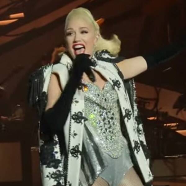 Gwen Stefani Recreates Her Iconic Just A Girl Outfit 25 Years Later Nestia