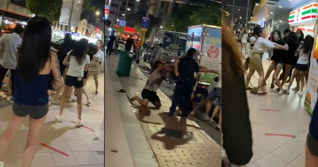 Ah lian & ah beng gang fight at textile centre