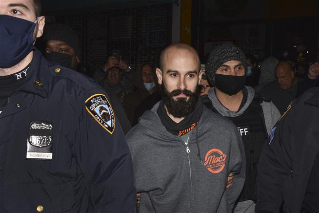 Anti-Lockdown Bar Owner Hit Deputy With His Car: Cops