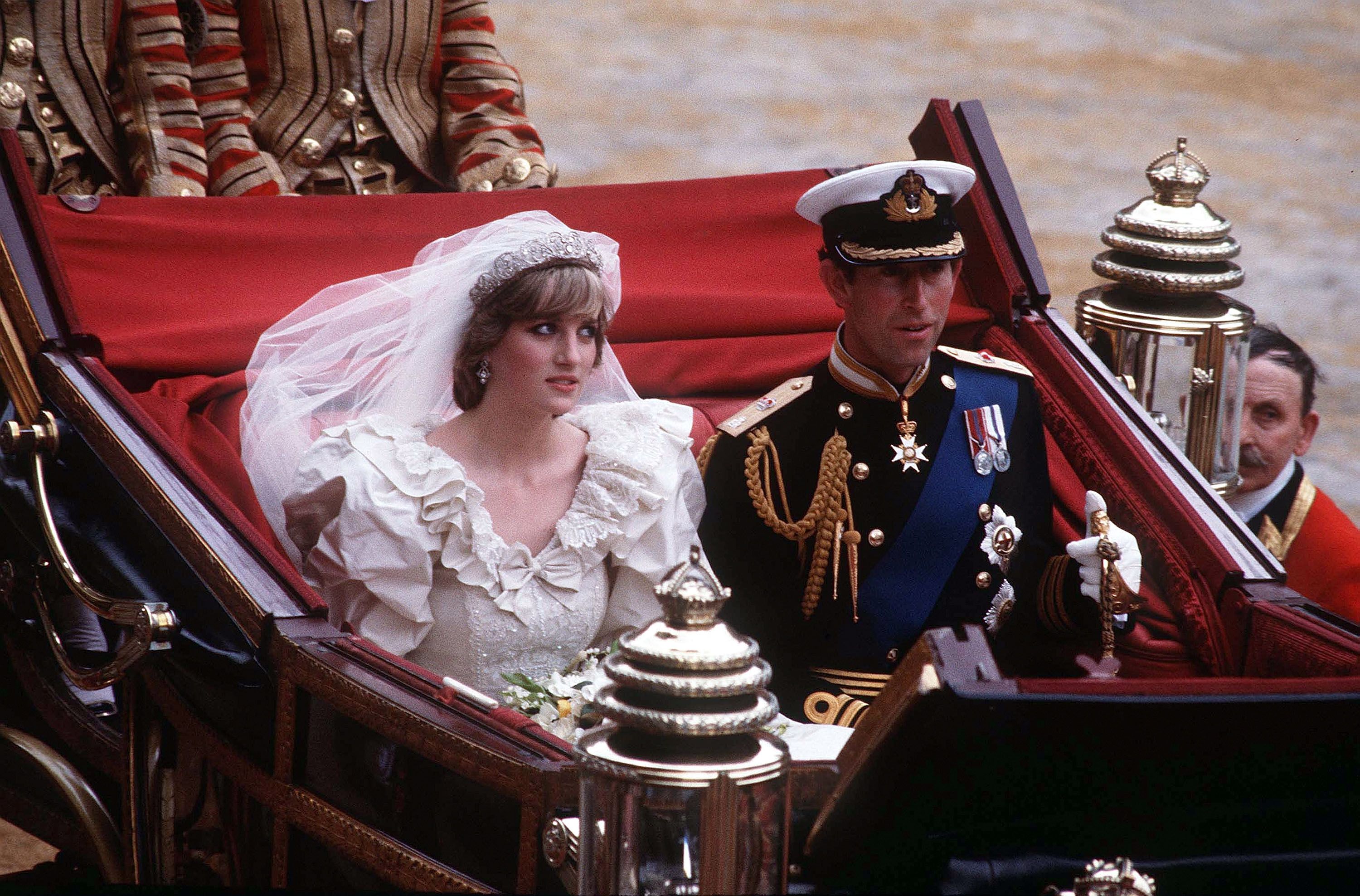 Princess Diana Wore Special Low-Heeled Shoes on Her Wedding Day to Avoid Being Taller than Prince Charles