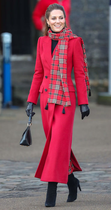Kate Middleton makes appearance to wish good luck to Sir Ben Ainslie's sailing team
