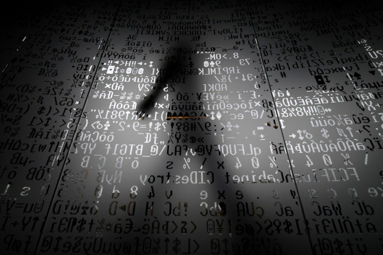 Security firm FireEye says breached by hackers