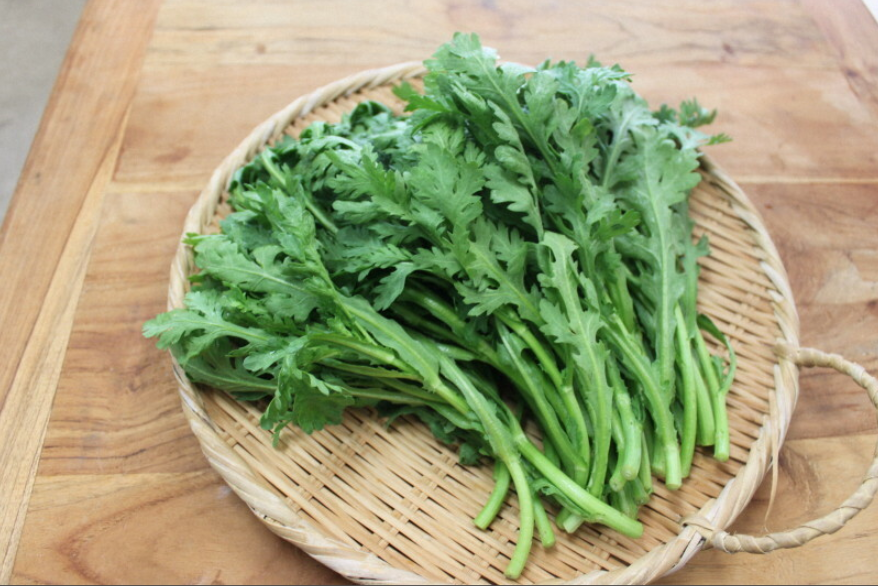 日本现问题茼蒿 农药残留超标180倍 至少在4家商店销售