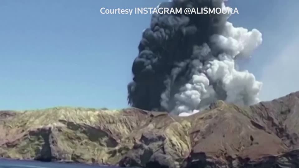 New Zealand remembers volcano tragedy