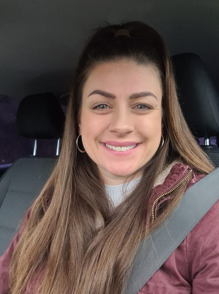 UK's First Vaccine Receiver is an Actress, V-Day a Massive Marketing Campaign: Ex-NHS Worker