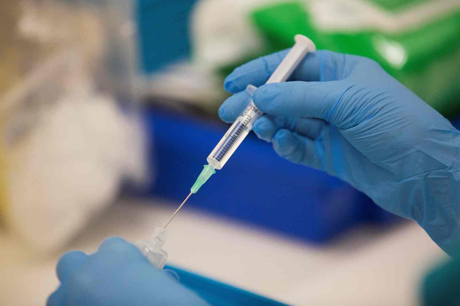 Covid vaccine gets green light in US