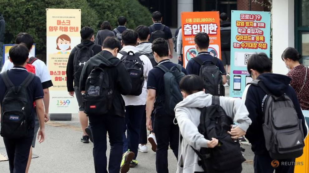 South Korea orders schools to shut as COVID-19 cases spike