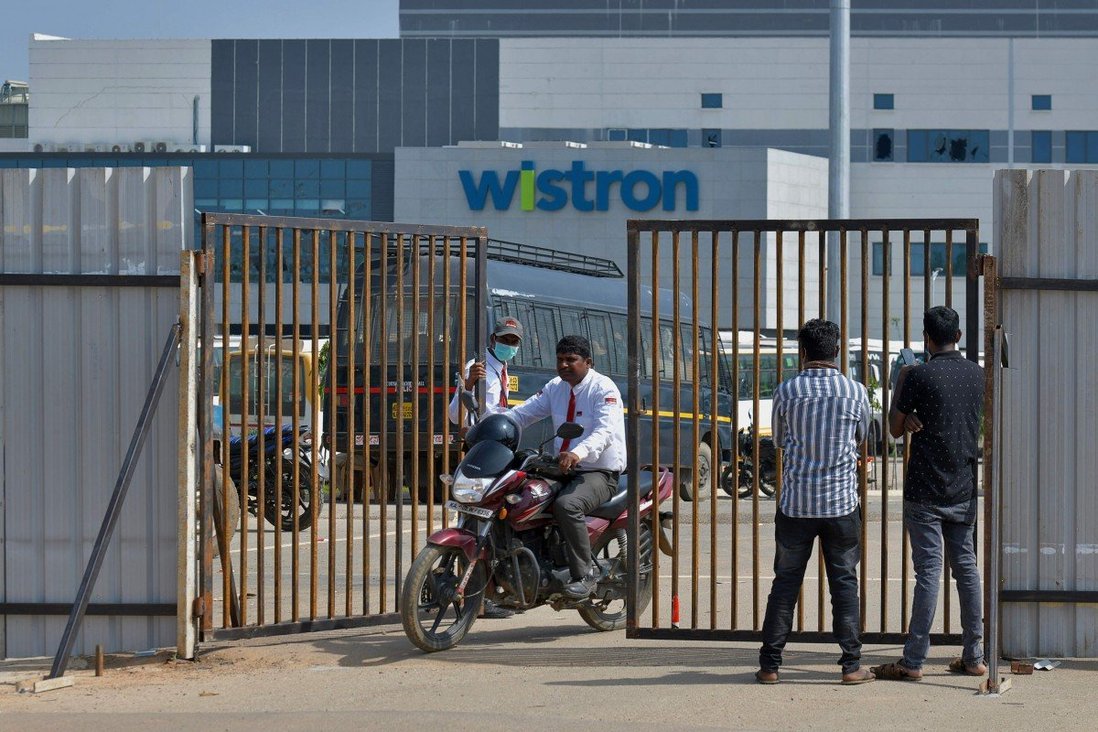 Apple sends teams to iPhone factory in India after hundreds protest over conditions