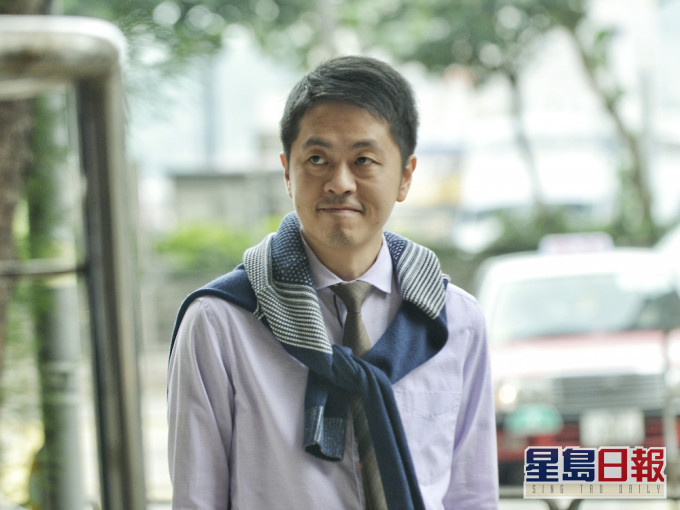许智峯流亡 民政局停发其12月3日后区议员薪津