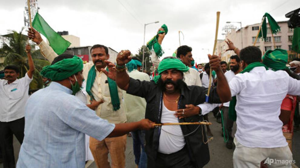 India's top court offers to mediate to end farmers' protest