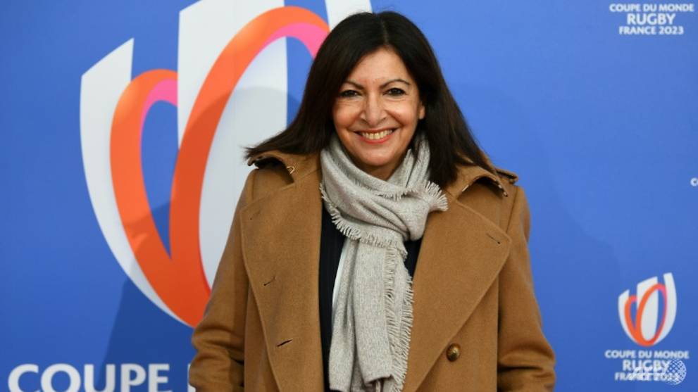 Paris given 'absurd' fine for employing too many women