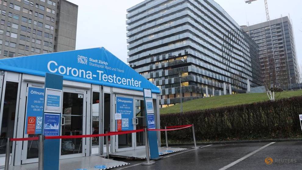 Swiss report more than 5,600 new COVID-19 cases in a day