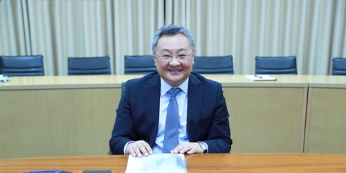 各方坚定推动完整、有效执行伊朗核问题全面协议