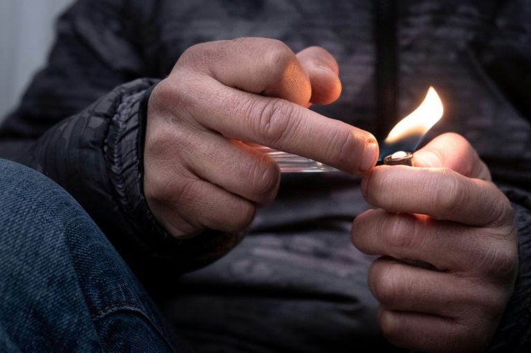 Paris struggles against tide of crack cocaine