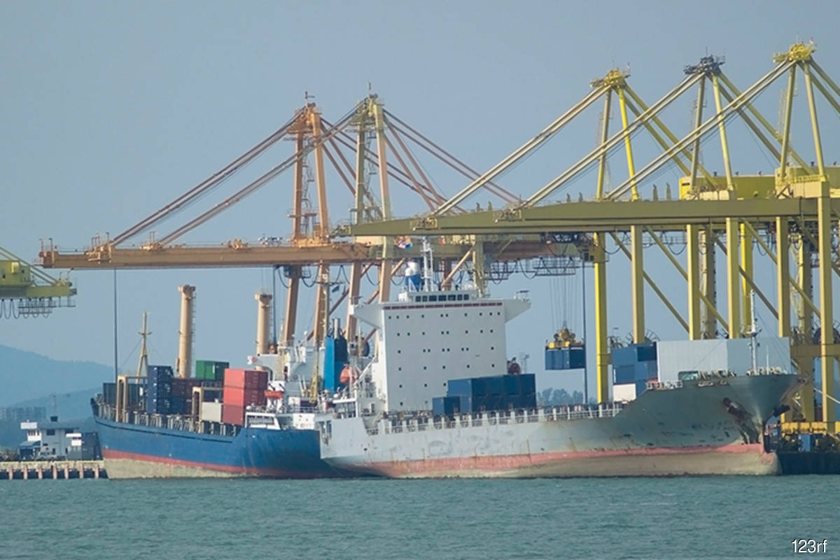 Covid-19 screening for ship crews, O&G workers entering Labuan still a must