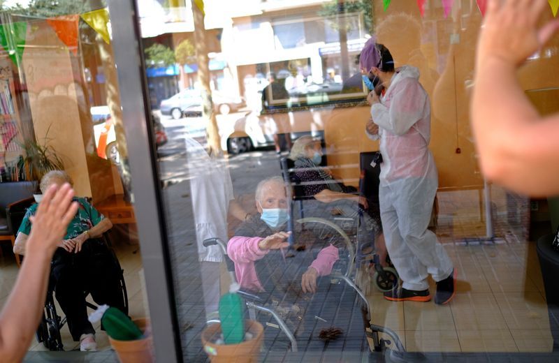 Spain's supreme court orders probe into nursing home covid-19 deaths