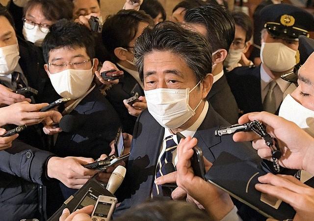 日本自民党拟召安倍出席国会：说明“赏樱会”丑闻并道歉