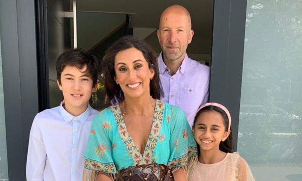 Saira Khan shares rare throwback photo with husband Steve after confirming exciting news