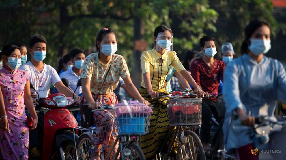 Myanmar's biggest city closes parks to keep lid on coronavirus