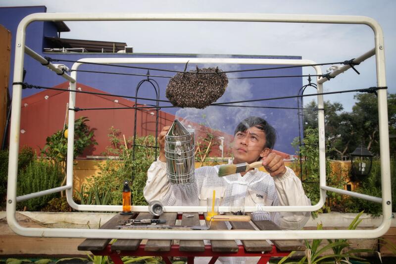 Sip on farm-to-table drinks at a rooftop garden, grow sweet potatoes and more at these urban farming events