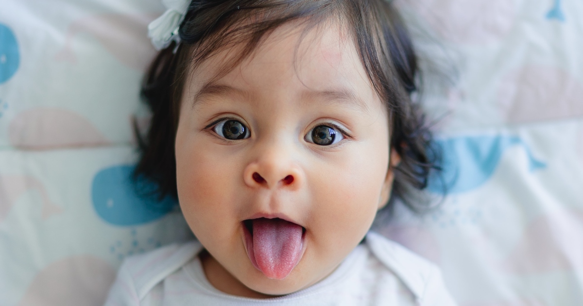 How To Clean Your Baby’s Tongue