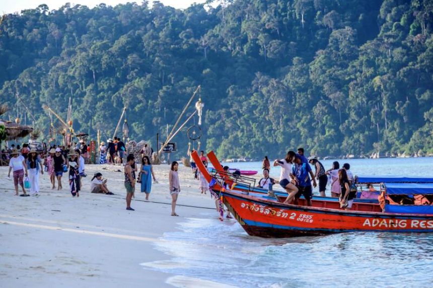 Thailand records 3,000 foreign tourists in November as Covid-19 ban eases