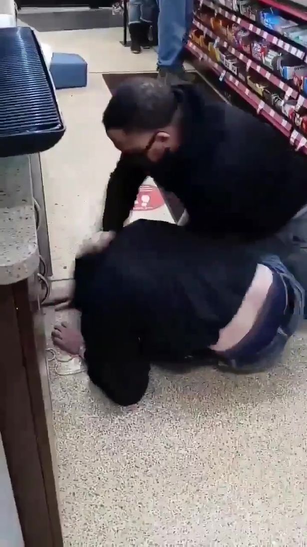 Black man smashes can of iced tea into face of white man who called him N-word