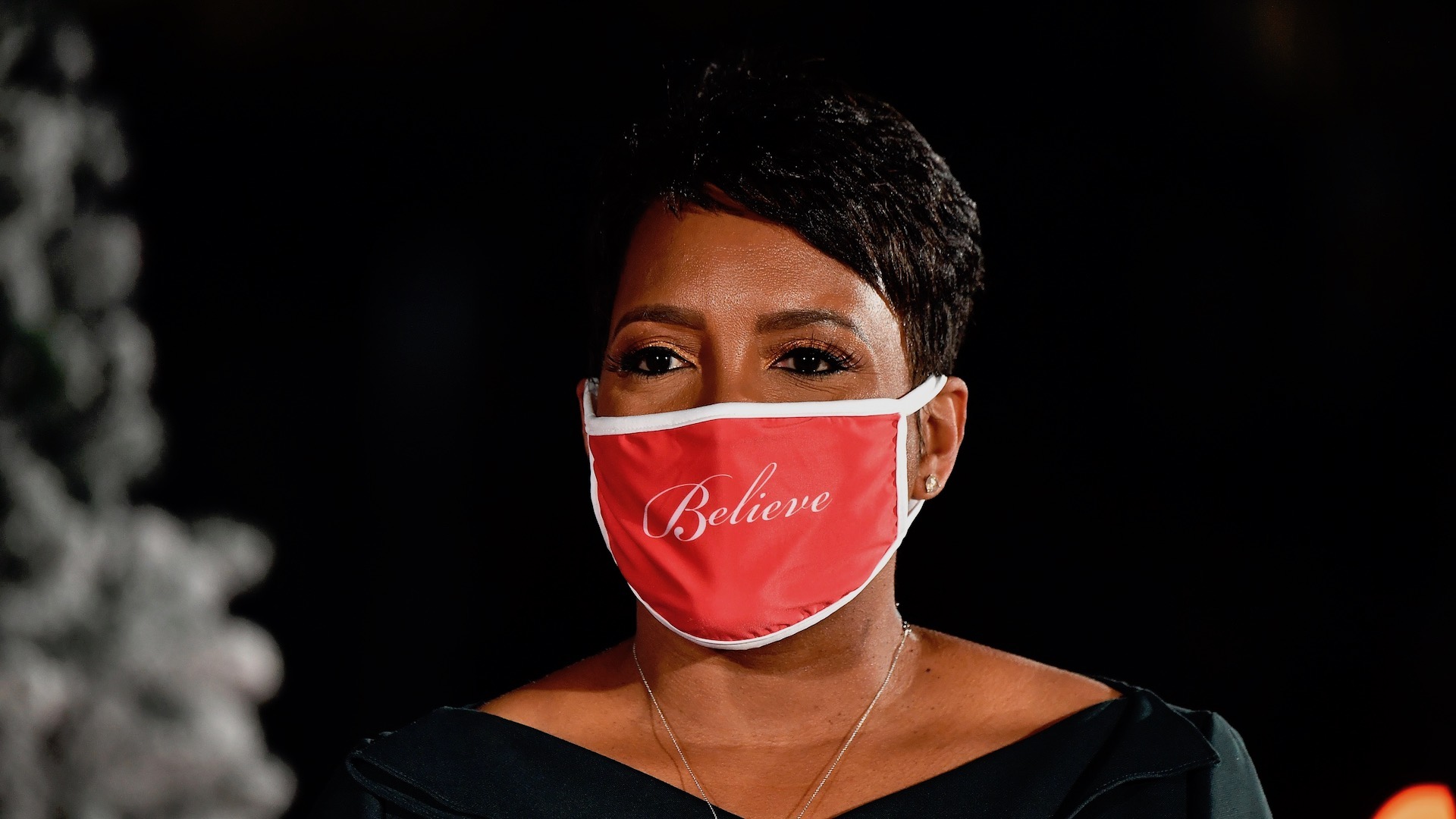 Atlanta Mayor Urges Public to Wear Masks as Georgia Hits Record High of Daily COVID Cases