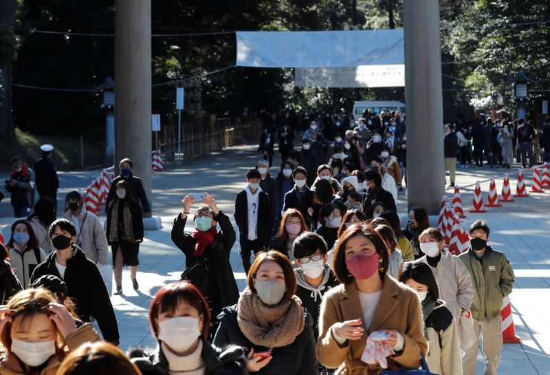 Japan to consider new covid-19 emergency declaration
