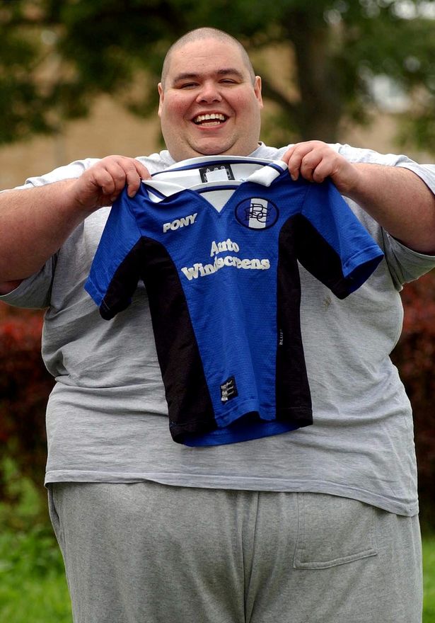 Britain's ex-fattest man who once weighed 65-stone dies aged 52 as family pay tribute