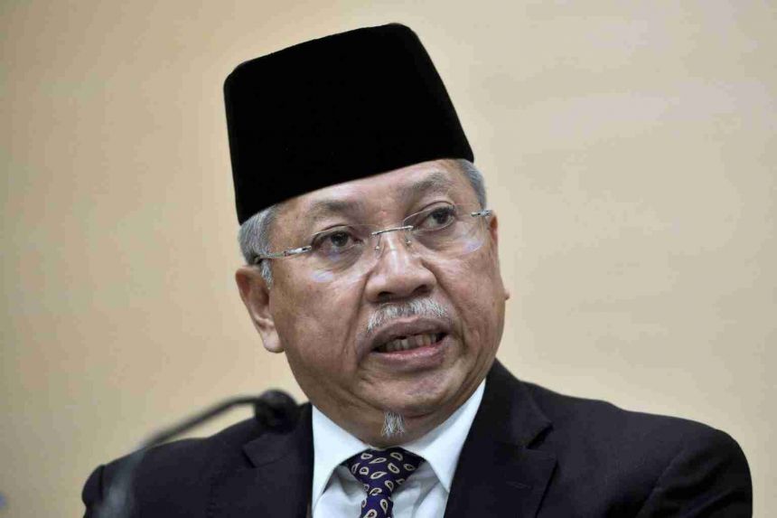 Malaysia's Barisan Nasional sacks sec-gen Annuar Musa
